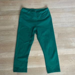 NORTH FACE EMERALD GREEN